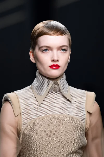 Look 98